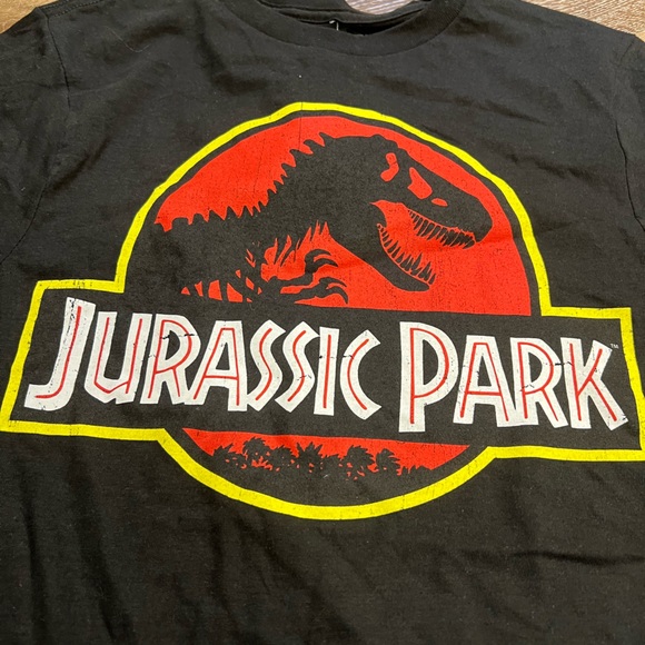 Black T, Jurassic park printed on it, never worn, cotton. - Picture 2 of 4